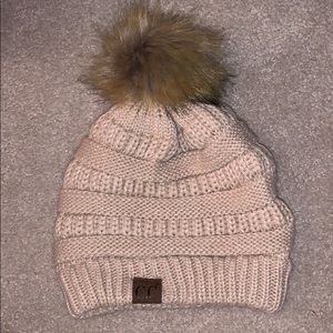 Beige/tan Pom knit hat